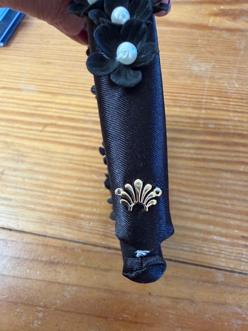Lele Sadoughi Flower Alice headband, NWT - Picture 5 of 7